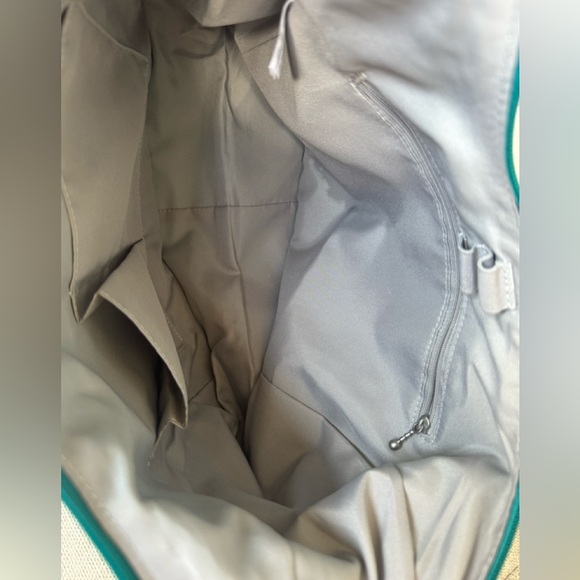 Baggalini nylon crossbody bag NWOT - Picture 15 of 17